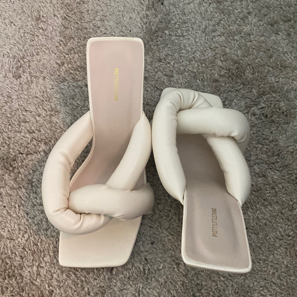 Cute and comfy spring/summer sandal